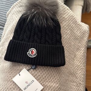 Moncler beanie